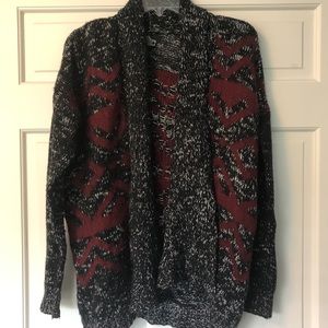 Black, maroon, & white open cardigan